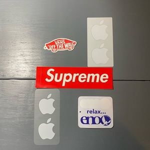 Sticker / Supreme sticker